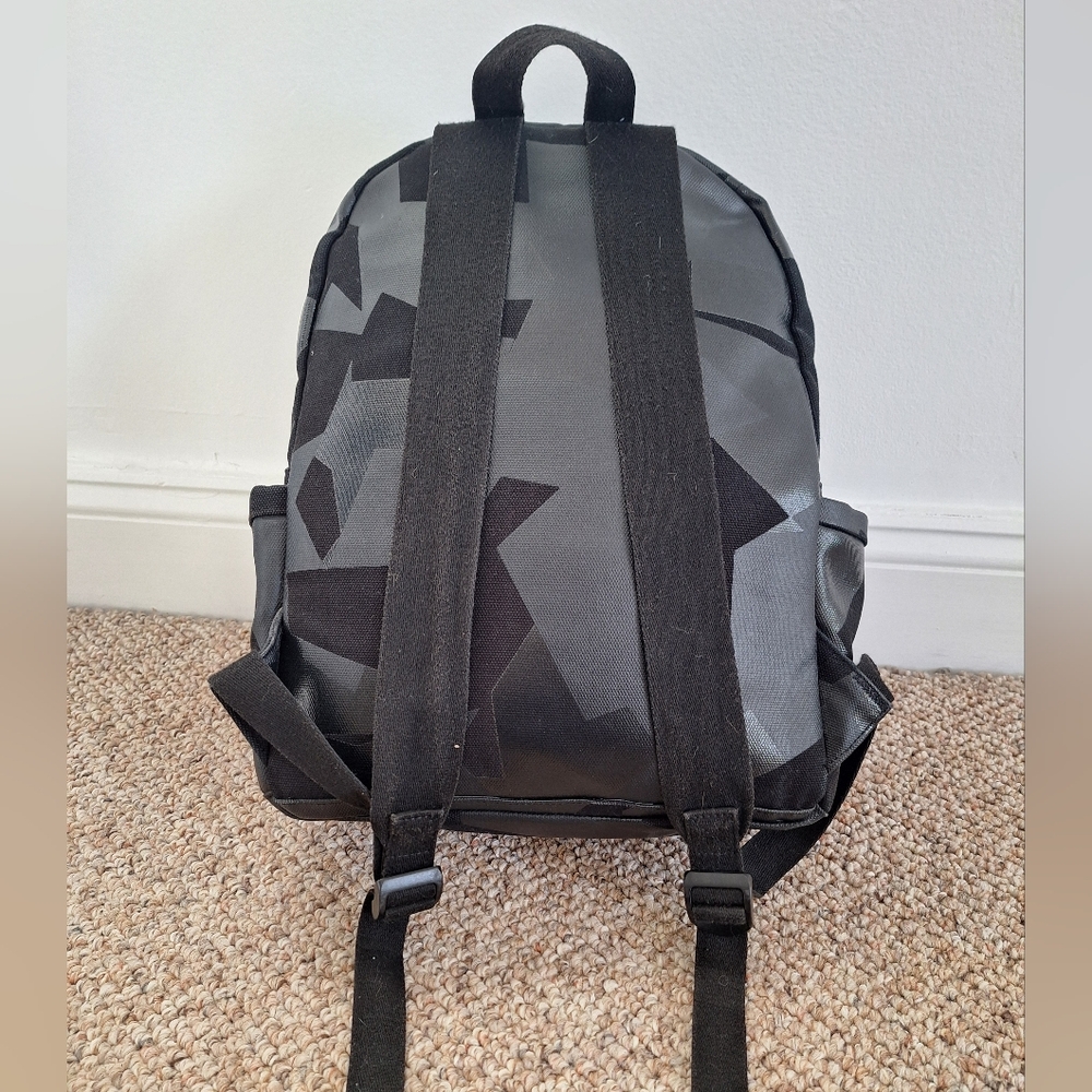 State Bags Kane Backpack Black Geometric Pattern Excellent Condition - Picture 2 of 4